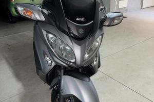 Suzuki burgman 650 executive