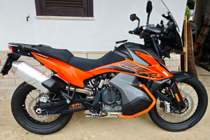 KTM 890 Adventure solo 7500 km