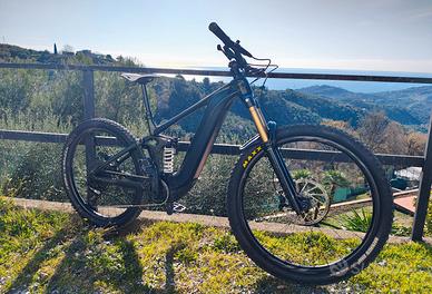 E-bike Giant Reign e+0 M