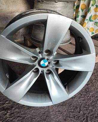 Cerchi del 18 bmw