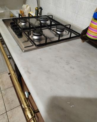  Cucina massello di castagno  e marmo