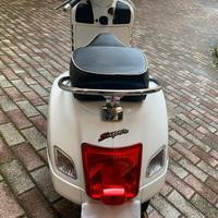 Vespa 125 GTS super ie