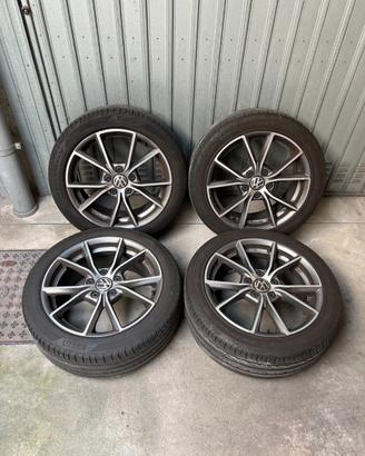 Cerchi non originali Volkswagen 225/45 R17 Ottime