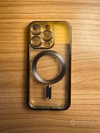 Cover Iphone 15 Pro come nuova
