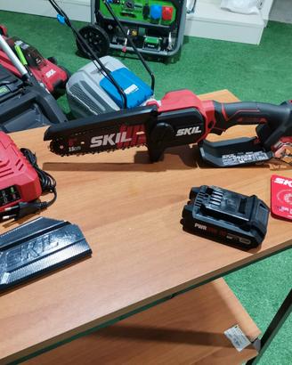 Pruner Skil Batt 2.5 Ah + caricabatteria