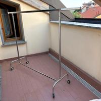 appendi abiti da fiera