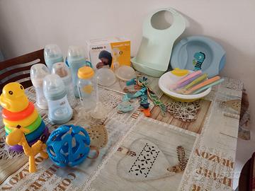 Stoviglie per svezzamento, biberon e altro