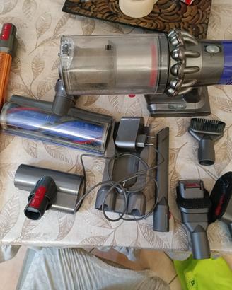 Dyson v10