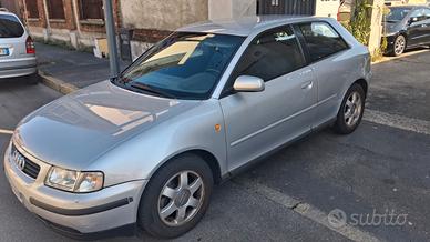 Audi A3 1.8 20V cat 3p. Ambiente