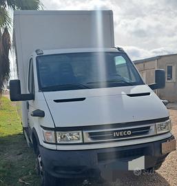 Iveco Daily 35q Pedana Idraulica.