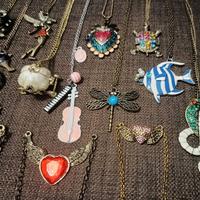 Lotto 30 Pezzi Collane + Ciondoli 2,50 EURO L'UNA