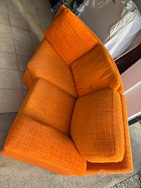 DIVANO TESSUTO - ARANCIONE ACCESO