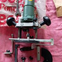 Fresatrice verticalle Router Bosch