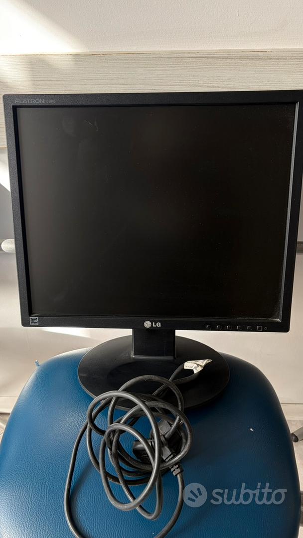 Monitor LG MOUSE E TASTIERA - Informatica In vendita a Caserta