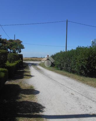 CASA INDIPENDENTE A LAGOSANTO