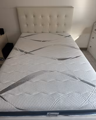 Letto 1piazza e mezza con materasso e rete