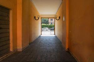 NEGOZIO A SAN GIULIANO MILANESE