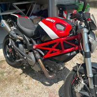 Ducati monster 796 corse