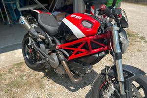 Ducati monster 796 corse