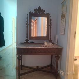 Mobile da toeletta del 1800 restaurato