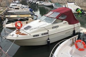 Semicabinato Sealine 218