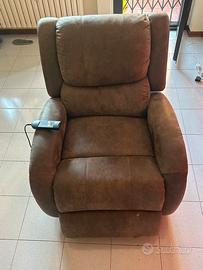 POLTRONA CON MOTORE