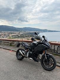 BMW F900XR 2022— Full Optional — 35.000 km