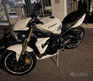 Triumph Street Triple 675 2012