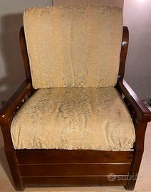 Poltrona in legno con cassapanca