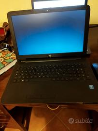 HP 250 G4 i3 6006U RAM 4 GB SSD 128GB + borsa