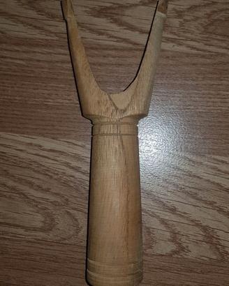 FIONDA IN LEGNO