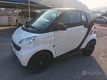 Smart ForTwo 1000 45 kW MHD coupé pure