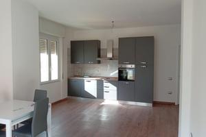 Trivano parzialmente arredato