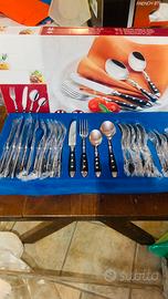 Servizio posate da 6 persone, totale 24 pezzi.