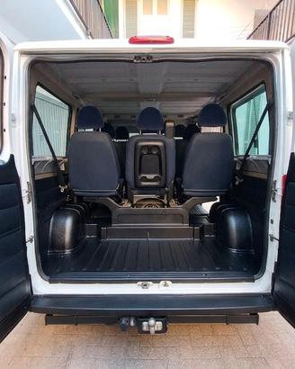 Ducato per trasporto merci e persone con autista