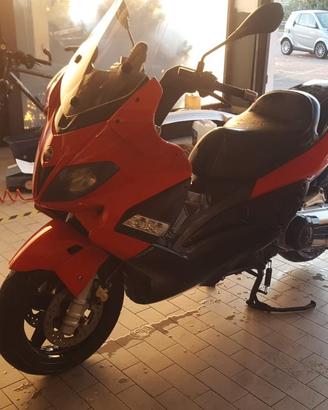 Gilera Nexus 500 2010 motore 15.000 km 