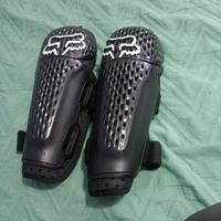 ginocchiere Fox racing 