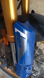 moto Suzuki 800de