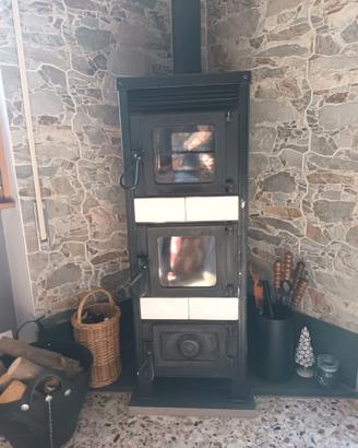 Stufa a legna Castelmonte con forno