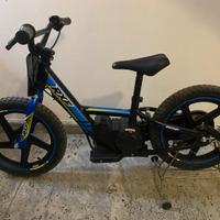 Bici Balance Elettrica RXF blu e nera