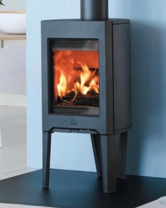 Stufa a legna Jotul f 162
