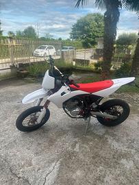 fantic casa motard 125