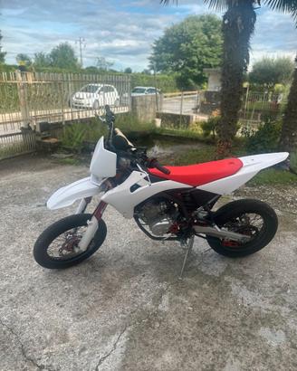 fantic casa motard 125