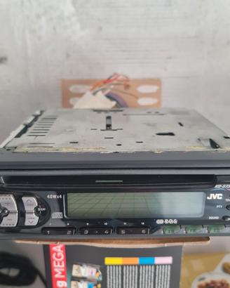 stereo JVC con frontalino estraibile 