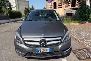 Mercedes-benz B 200 CDI Premium