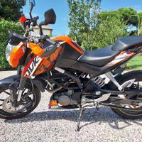KTM Duke