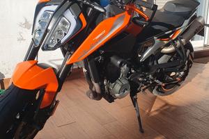 Ktm duke 790 anno 2020