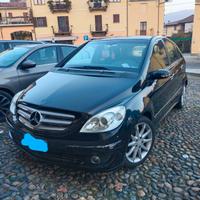 MERCEDES CLASSE B SPORT OK NEOPATENTATI