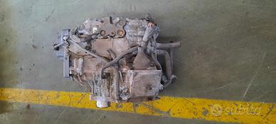 TOYOTA PRIUS 2005 - CAMBIO