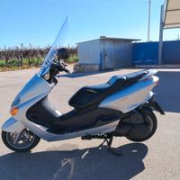 Yamaha majesty 150